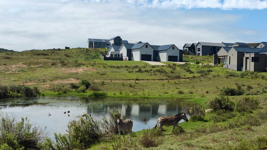 4 Bedroom Property for Sale in Outeniquasbosch Western Cape